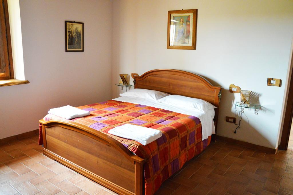 Agriturismo La Collina Vila Massa Martana Exterior foto
